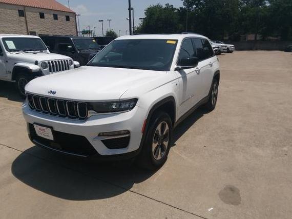JEEP GRAND CHEROKEE 2023 1C4RJYB65PC626222 image